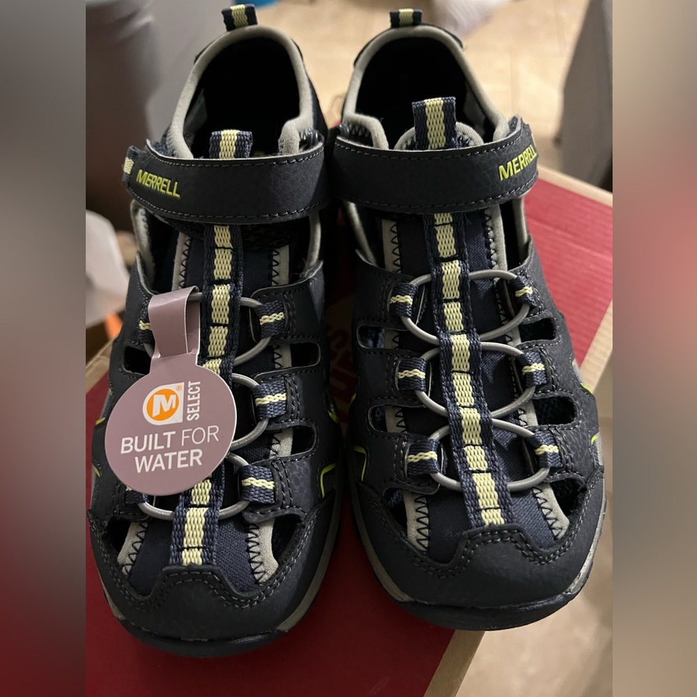Boys Merrill shoes